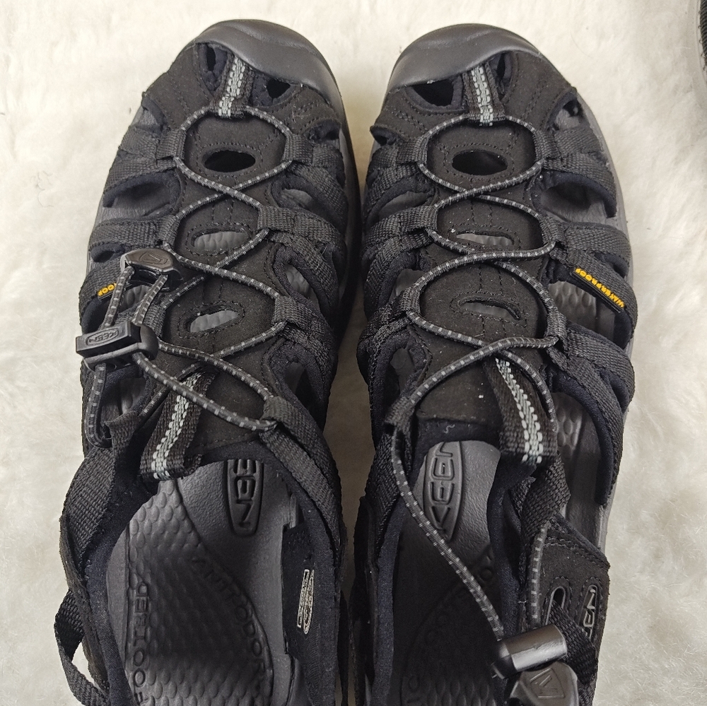 KEEN Black & Gray Sport Sandals Waterproof Hiking Sandals Women's size 9.5 - Picture 10 of 11